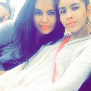 Meet your Posher, Sandra berenice